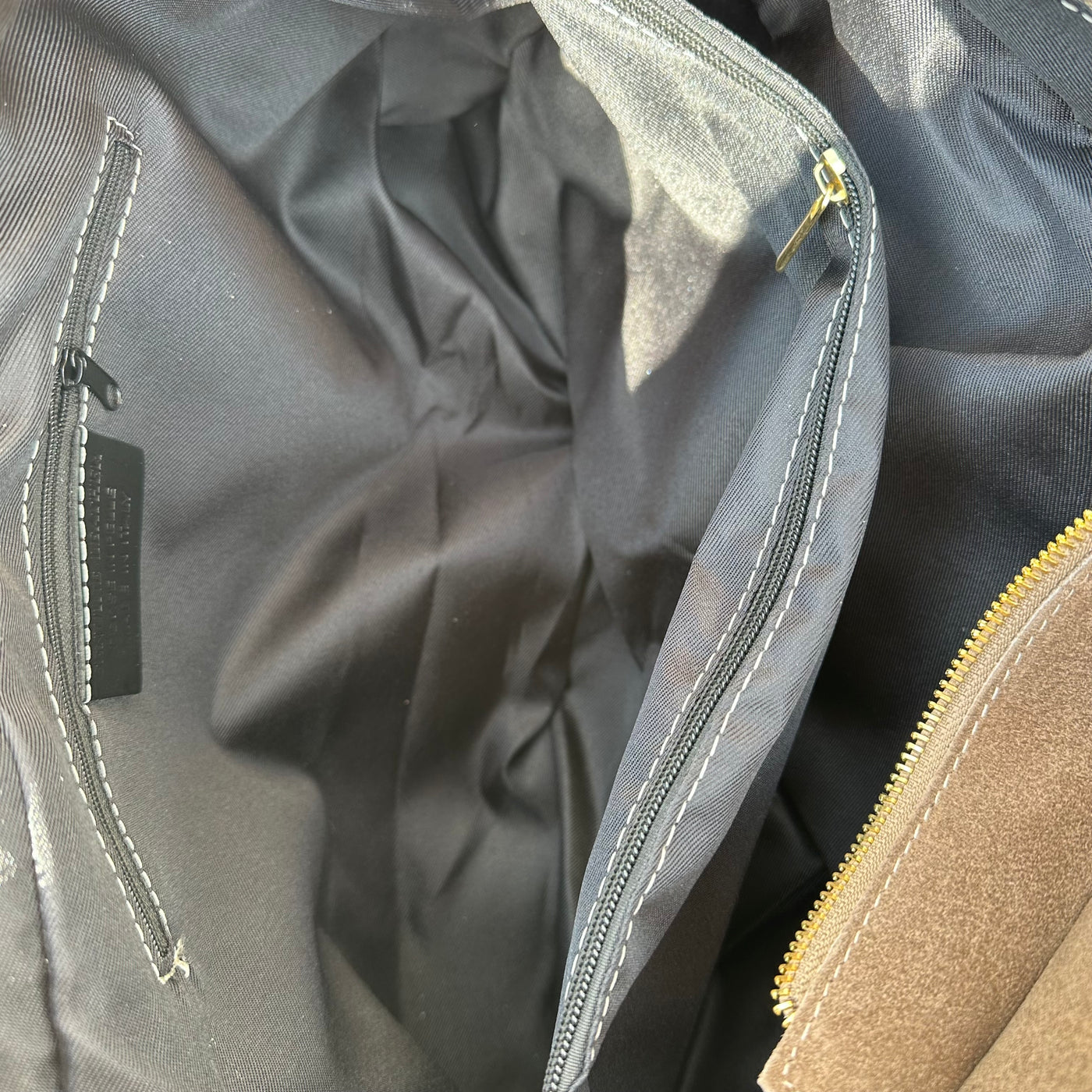 Sac bowling en daim taupe