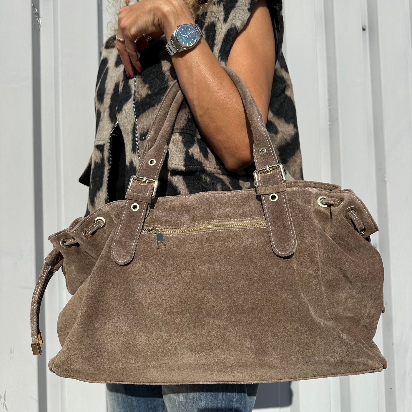 Sac bowling en daim taupe