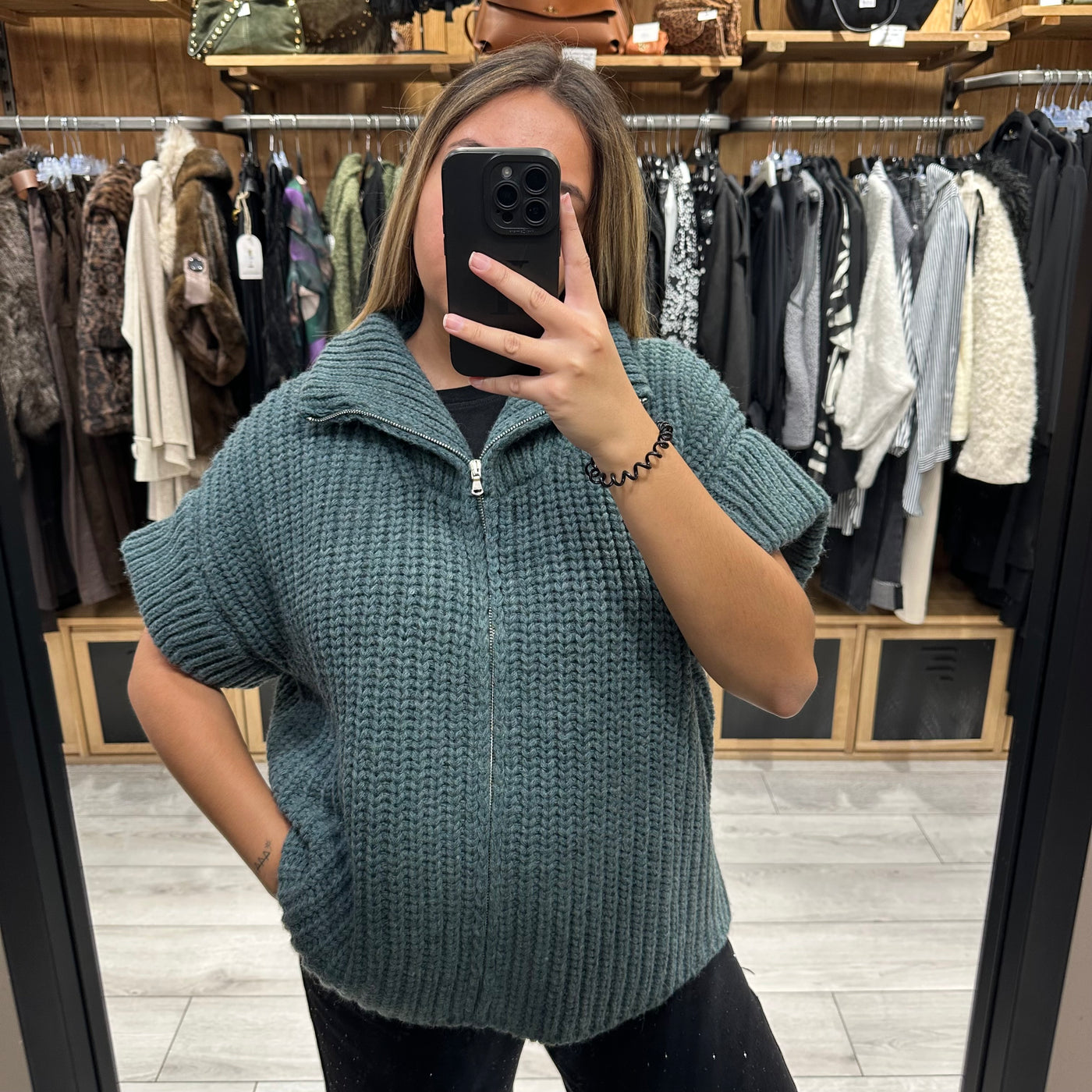 Gilet sans manches bleu Super-U zippé en maille épaisse – Banditas from Marseille