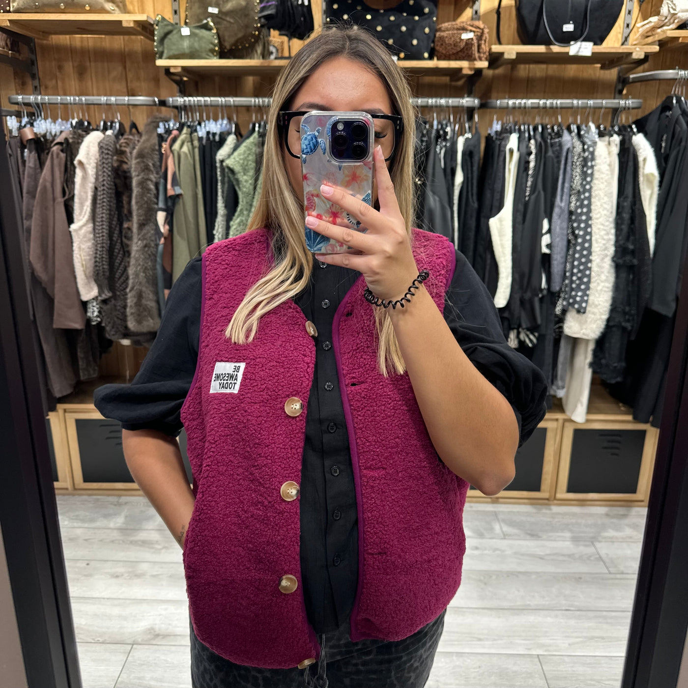 Gilet sans manches rose fushia be awesome today en sherpa