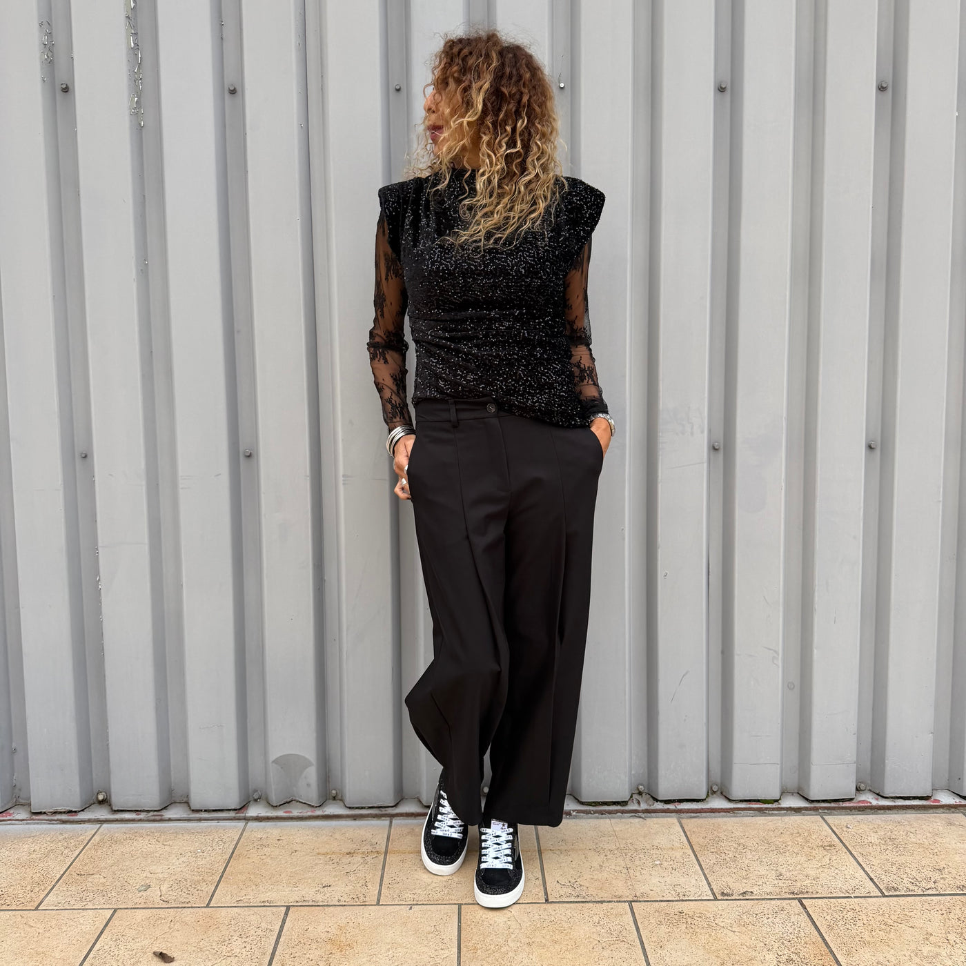 Haut Maria Noir à Sequins