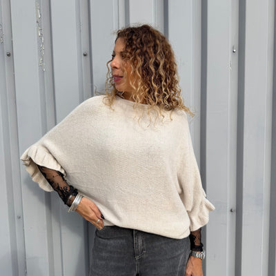 Pull Flora ecru à manches chauves souris et col bateau