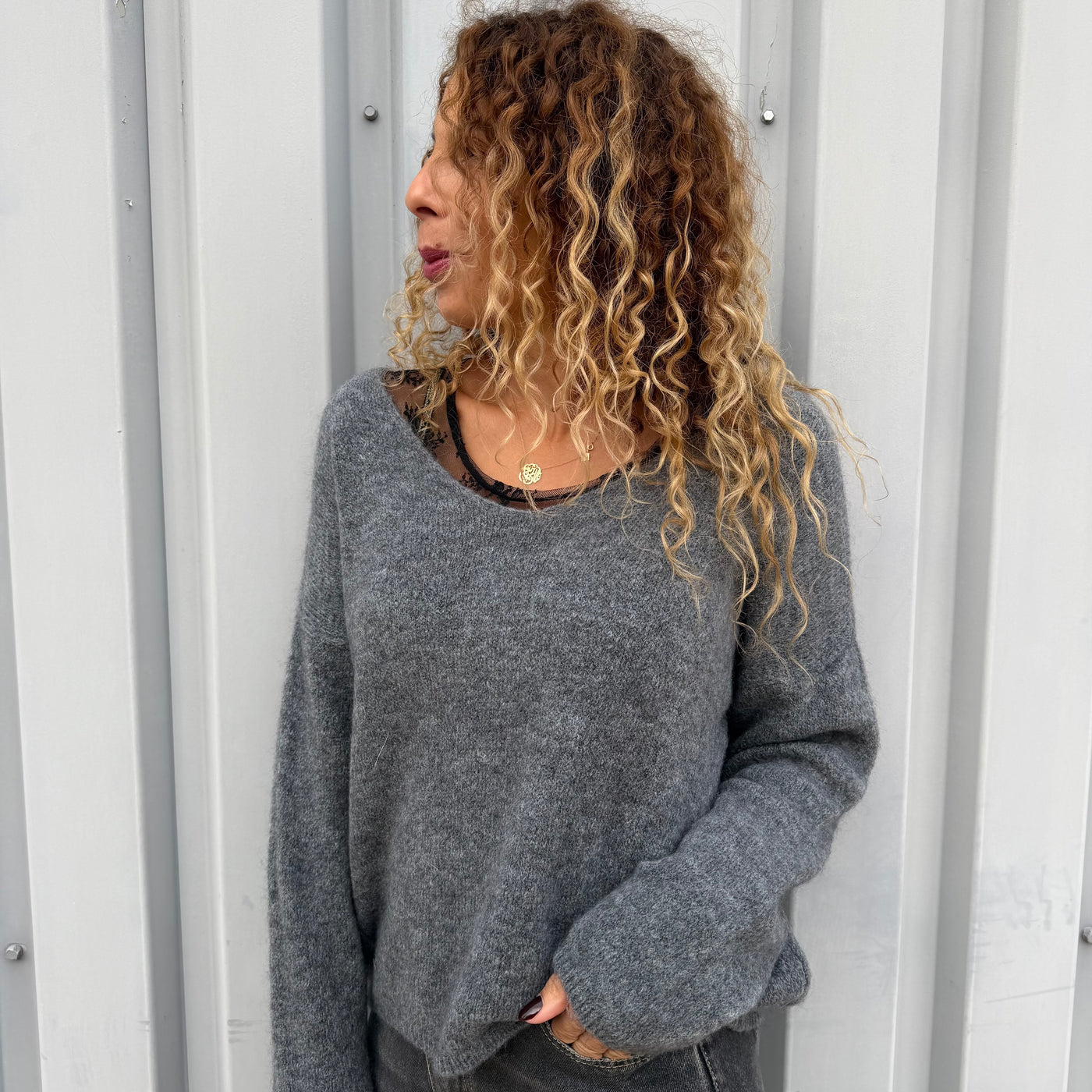 Pull col V en mohair Gris