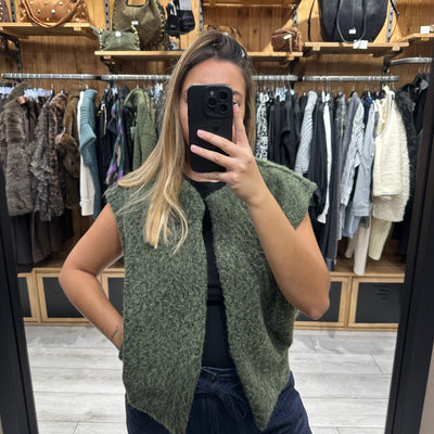 Veste sans manches kaki duveteuse effet laine