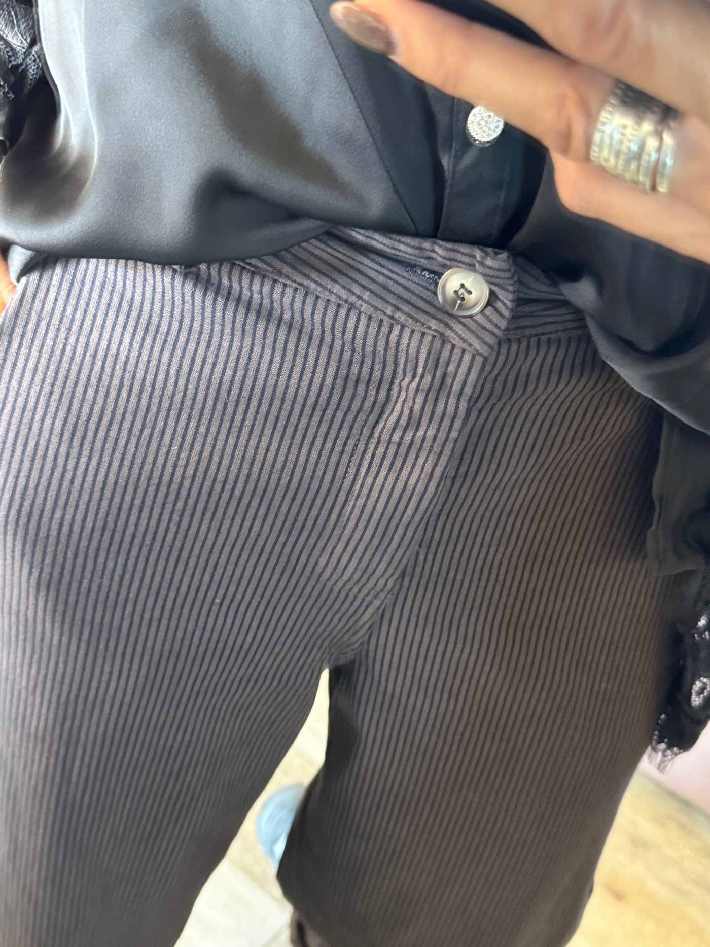 PANTALON DEBO A RAYURES CHOCO