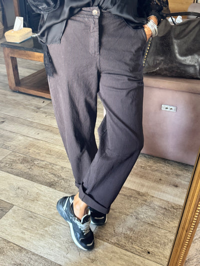 PANTALON DEBO A RAYURES CHOCO