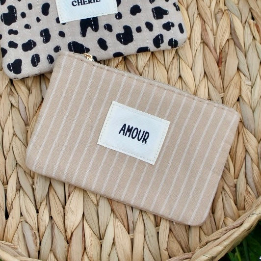 Pochette imprimée "AMOUR"