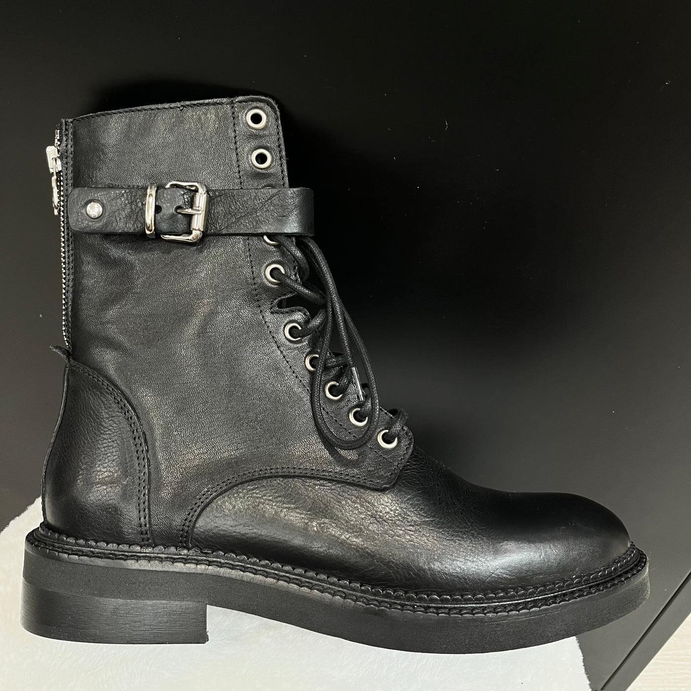 E32E01 Bottines noires semerdjian cuir